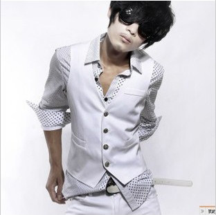 秋装新款韩版时尚百搭<em>休闲</em>纯棉修身V领<em>男士</em>白