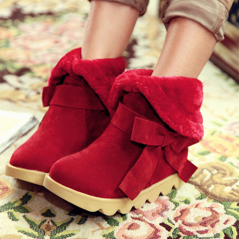 甜美雪地靴平跟平底靴...