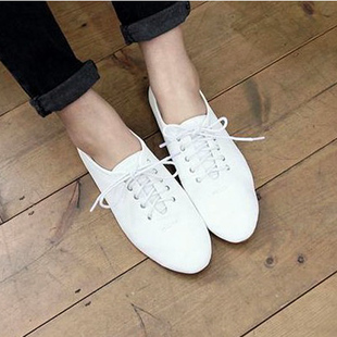  秋冬新款韩国小白鞋女鞋 英伦复古潮牌超软皮单鞋平跟鞋女鞋子