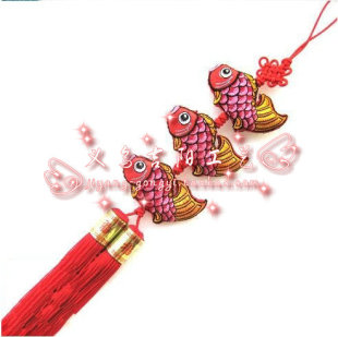  双面刺绣三头福鱼串中国结挂件(黄色)6.5X45CM 喜庆用品 居家挂件