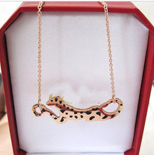Cartier de oro rosa de 14K cartier panther sub-Cartier Collar colgante Leopard no se desvanece