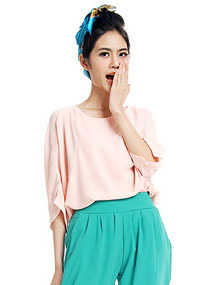 求购一套搭配背心或吊带的蝙蝠衫,要显瘦的哦