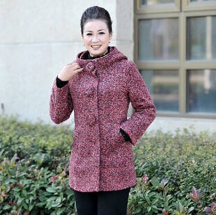 淘宝网A新款秋装妈妈装中长款<em>风衣50岁</em>中老年
