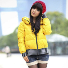 2011新款 袖舞修身艾莱依女式短款羽绒服依然百搭afa2005