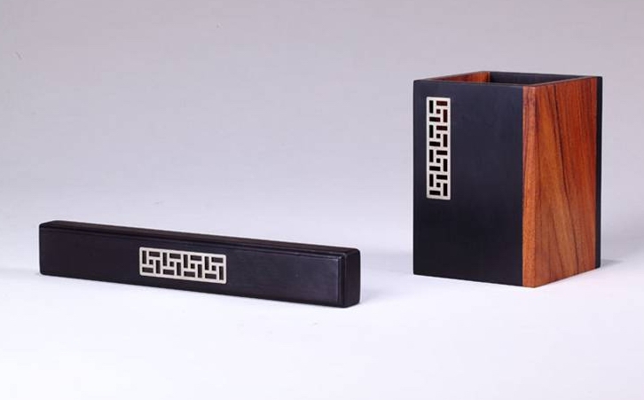 Shang Yuantang windmill Rosewood Penholder 2 Set of parts pen container Paperweight Office Gifts Fuga AFC-207in the Electronic Dictionary/Electronic paper book/Stationery , Shelves/Display items , Pen case category - from Buy2taobao.com to provide professional Taobao agent buy service