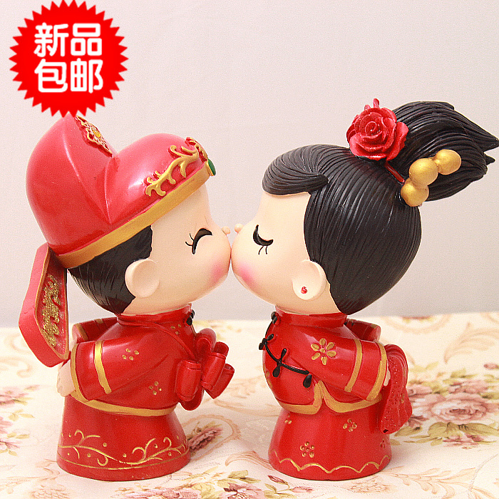 Sale Wedding Decoration Joy Groom bride Kiss ceramics Resin Doll Press machine a doll Wedding giftin the Home accessories , Decoration category - from Buy2taobao.com to provide professional Taobao agent buy service