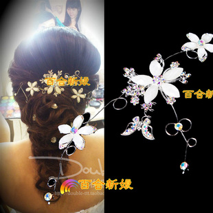  花瓣轻扬韩式水钻 新娘头饰 红色白色头花 结婚婚纱配饰可弯曲