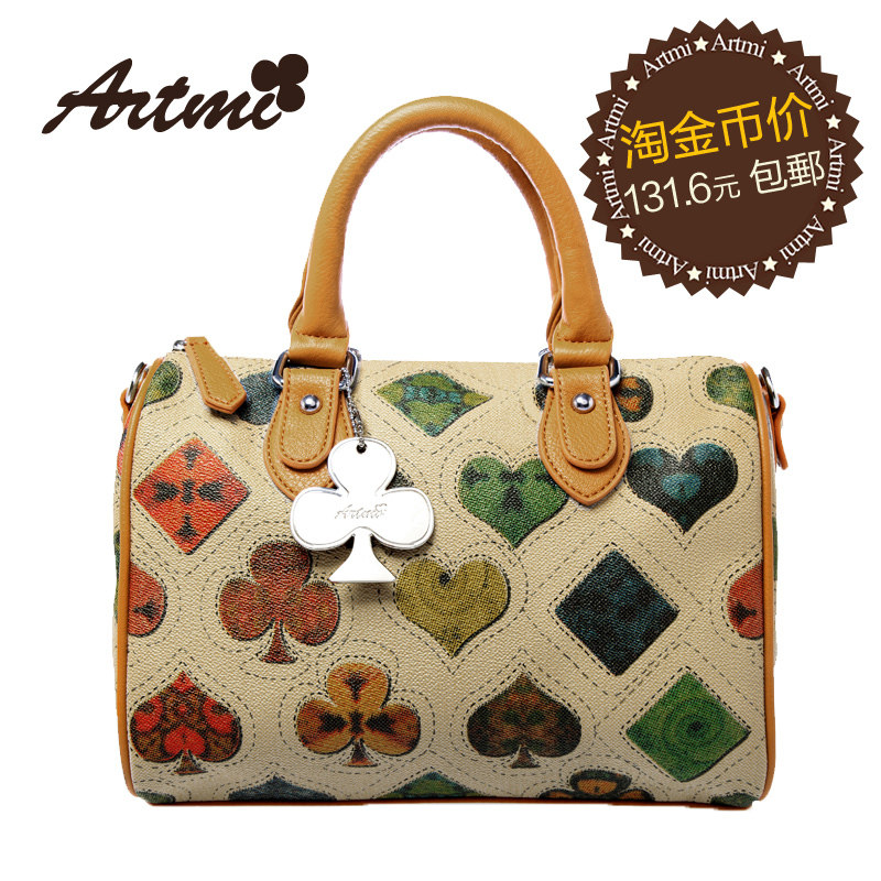 淘金币 香港Artmi2012新款韩版潮流时尚休闲百搭压花单肩斜挎包