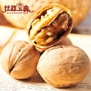  丝路宝典 新疆特产原味 和田薄皮核桃400g 大坚果手剥 纸皮核桃