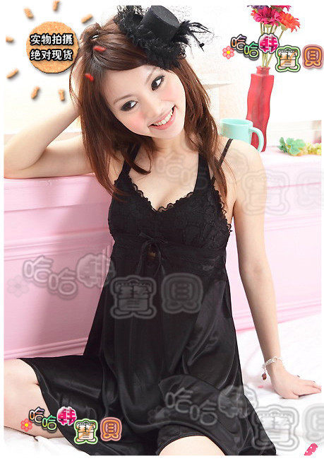 双皇冠3套包快递■黑色2010年新款性感仿真丝吊带睡裙 睡衣家居服