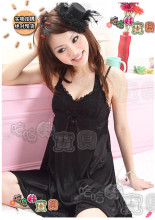双皇冠3套包快递■黑色2010年新款性感仿真丝吊带睡裙 睡衣家居服