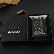 zippo打火机黑色哑漆两面，加工彩印金字，火焰正版