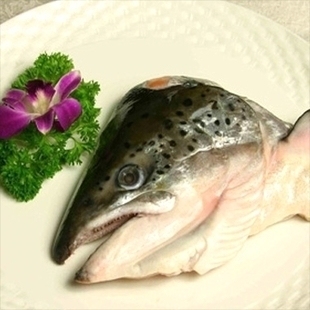  宅鲜配 进口三文鱼新鲜鱼头 海鲜美味 200g 半只 限时折扣