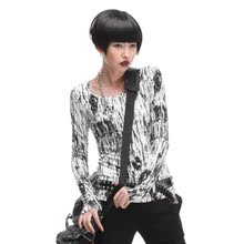 走秀网 La pargay 纳帕佳 女装圆领花色长袖时尚T恤 3.9折