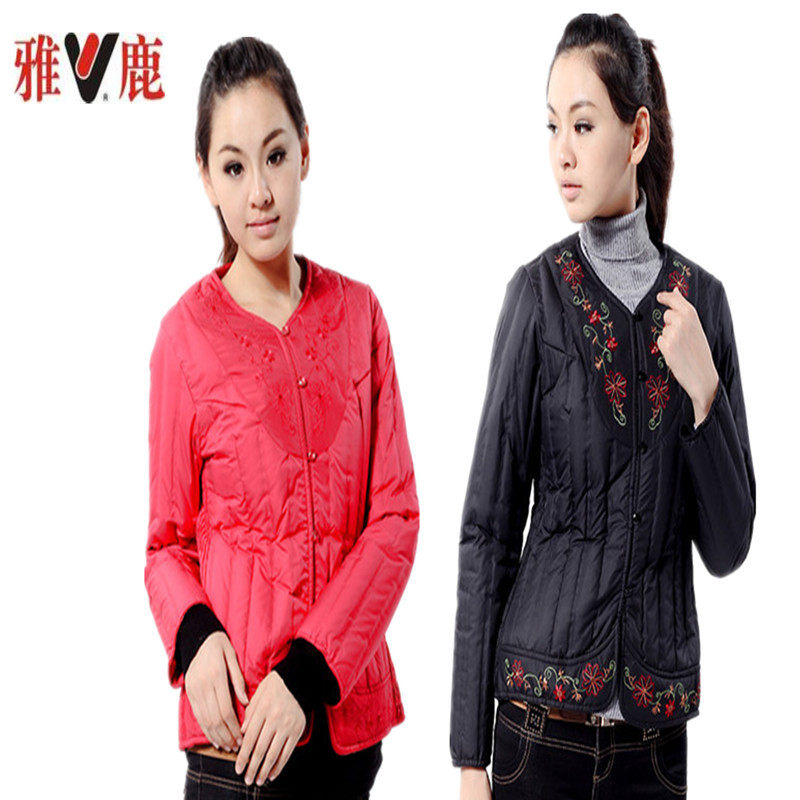 ��¹��Ʒ���޷��ڵ�2011���¿�Ůʿ��װ���׳�����������������