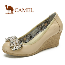 Camel 骆驼 头层牛皮 1053010 新款女鞋 坡跟真皮浅口 时尚单鞋
