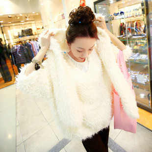 问下谁家有这种全毛毛的中中长版衣服,要长袖