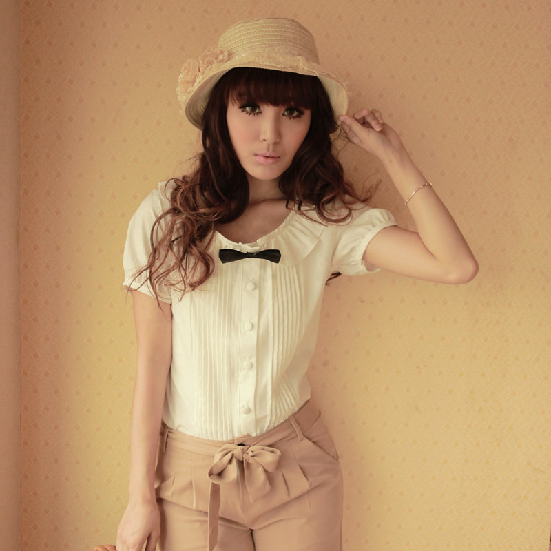 淑女修身蝴蝶结泡泡袖...