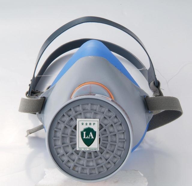 以勒防毒口罩 面罩 面具防有机气体苯 氯 劳保用品 防护用品9500A在类目 居家日用, 防护用品, 口罩中 - 来自Buy2taobao.com提供专业的淘宝代购服务