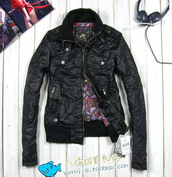 Кожаная куртка bershka