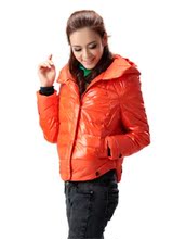 六仙妮 2011 冬季新品 <span class=H>羽绒</span><span class=H>服</span> 新款 简洁款糖果色 <span class=H>羽绒</span><span class=H>服</span> 女 正品