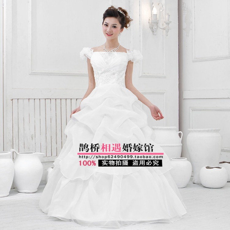 婚纱礼服新款2013 结婚季韩版时尚公主抹胸绑带一字肩婚纱 新娘婚纱HS05 婚纱礼服新款2013 结婚季韩版时尚公主抹胸绑带一字肩婚纱 新娘婚纱HS05