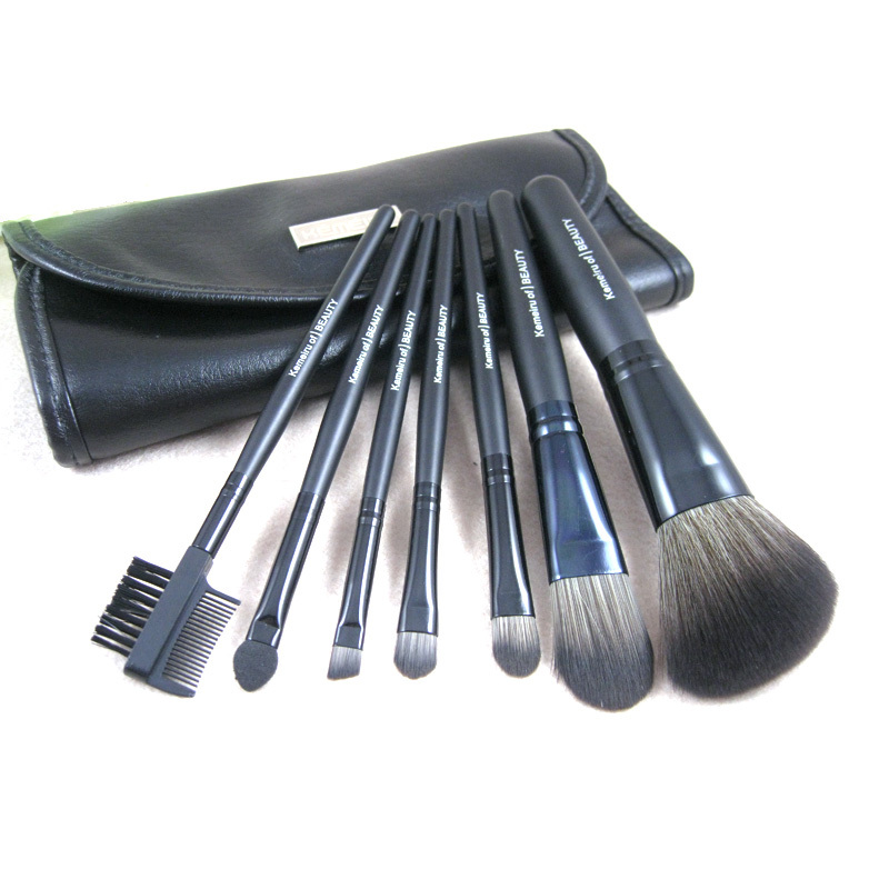 Good mat lipstick Lakme makeup brushes