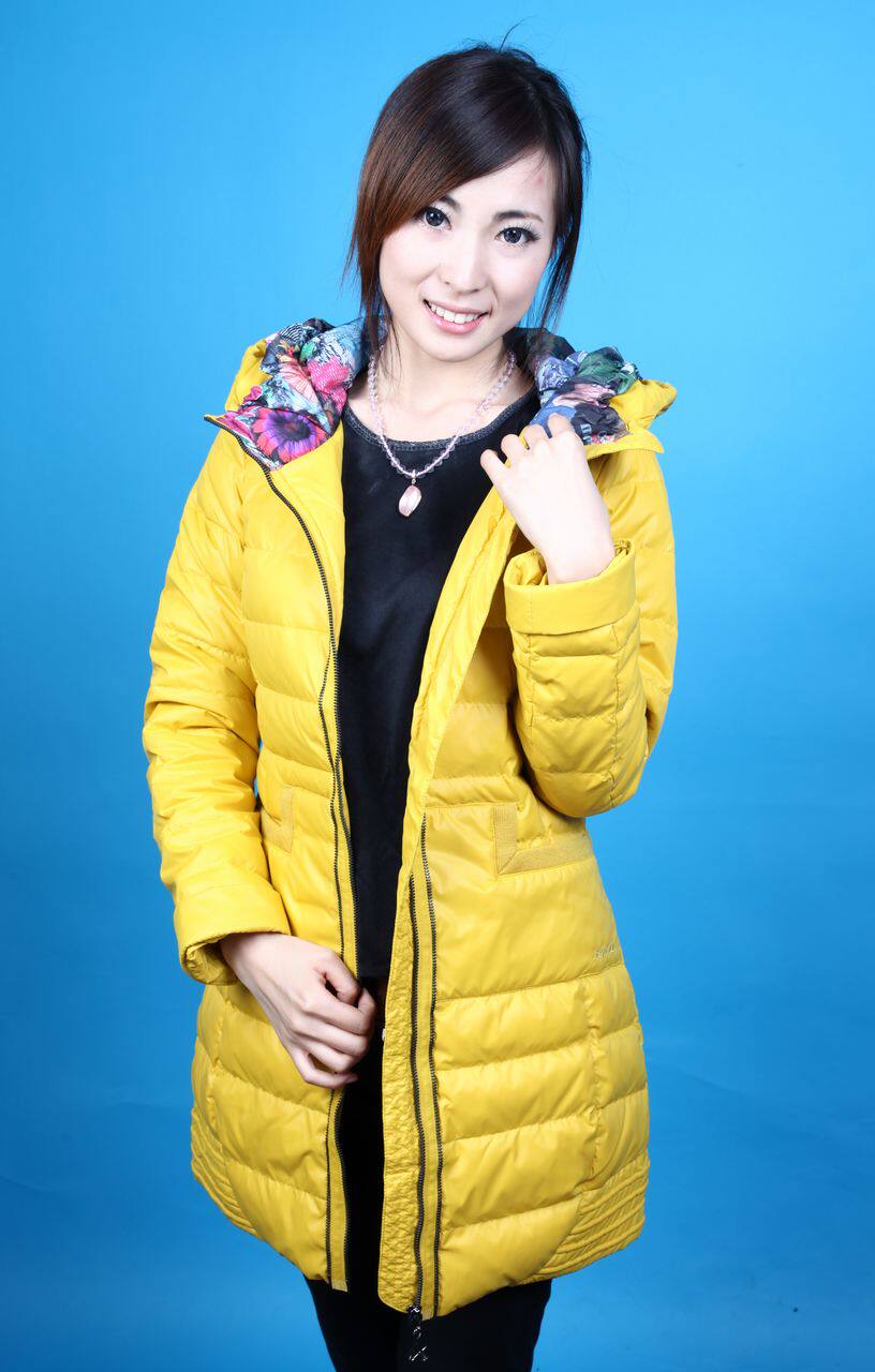 艾格莱依韩版女装时尚AFA6001专柜正品清水吟修身中长款羽绒服女