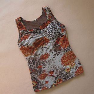 <em>加绒</em>加厚花朵保暖吊带<em>背心免穿文胸</em>保暖背夹三