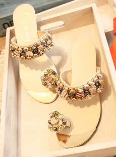  丫丫家美鞋春季新款复古风水钻纯手工串珠坡跟套趾女凉鞋特价