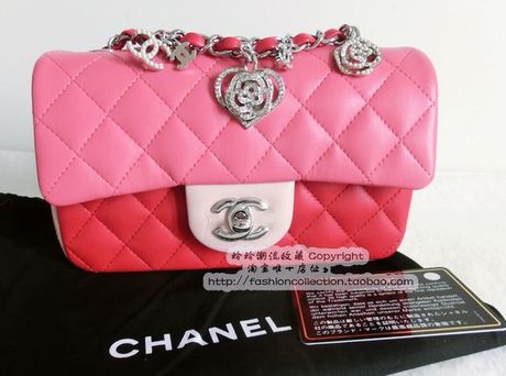 现货Chanel 14年情人节限量 银色镂空吊三拼红
