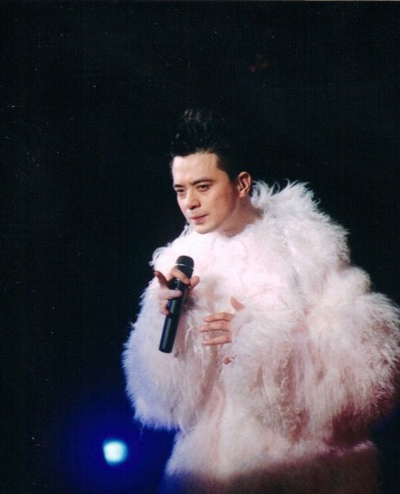 新砖当前精神爽!明哥龙颜大悦,扮史上最惹火