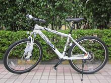 ���賵��XDS��Ʒϲ��ʢM30ɽ�س� ����ŵ21��˫��ɲ ���г�