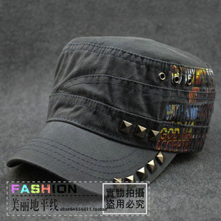 这个帽子是安妮戴尔旗舰店的模特戴的,可惜他