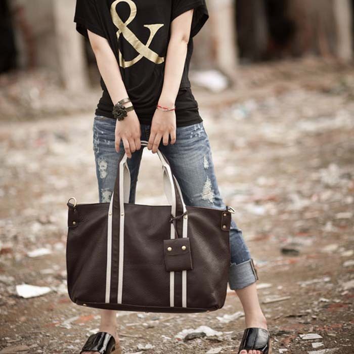 手工定制 真皮<span class=H>女</span><span class=H>包</span> 经典条纹 <span class=H>单肩</span><span class=H>包</span> <span class=H>女</span>士斜垮<span class=H>包</span>--瑞丽 黑色百搭