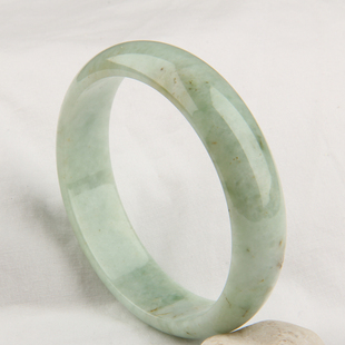  双儿珠宝天然A货翡翠手镯 淡绿飘花玉镯子圆镯包邮带证C080