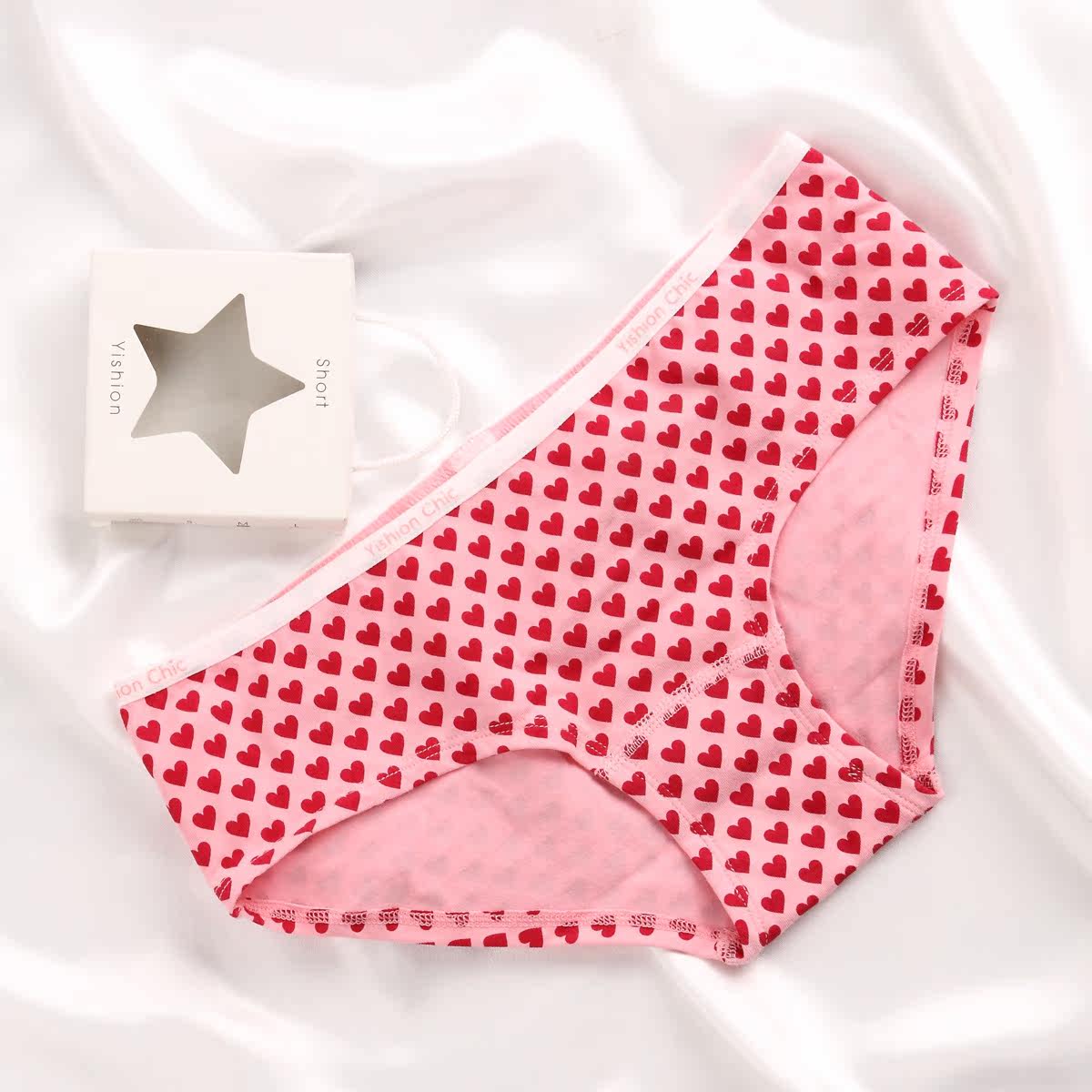 以纯正品 <em>女士</em>个性性感内裤 时尚<em>可爱</em>圆脚内裤