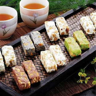  新品 台湾风味 纯手工精制 利耕牛轧糖 混合口味250g 糖果零食品