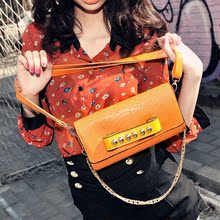 �ѿ�Ů�� �ؼ�2012��Ů�ر�����������ײɫ���ð�б�����ð�B1369