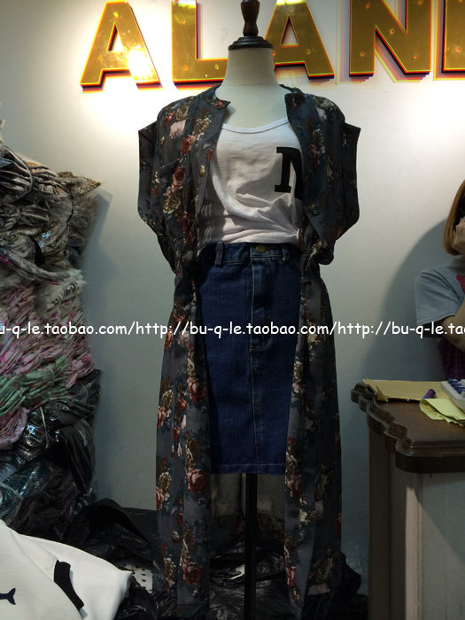 <em>夏季</em>碎花<em>长开衫</em> : <em>夏季</em>碎花<em>长开衫图片</em>及<em>搭配</em>,夏