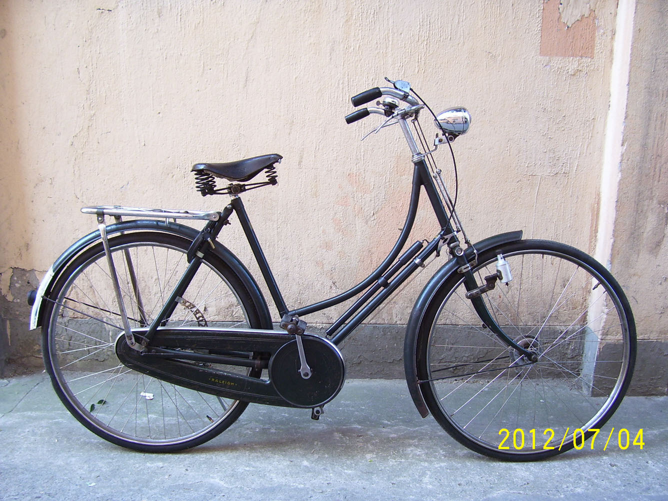 英国凤头RALEIGH28吋大弯管女式古董自行车