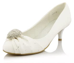  AYLICA心形水钻单鞋白色婚鞋低帮中跟女鞋红色婚宴鞋精致新娘鞋32