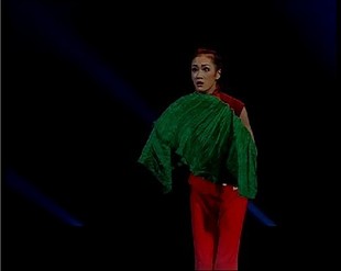 服装 民族演出服 维族手工绣花裙 颜色多<em>尺码</em>全