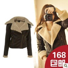 2011冬装topshop麂皮绒羊羔毛大翻领皮毛一体机车飞行员夹克外套