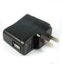 MP3 MP4充电器 MP3 MP4配件 3C数码配件市场 5V 0.5A USB充电器