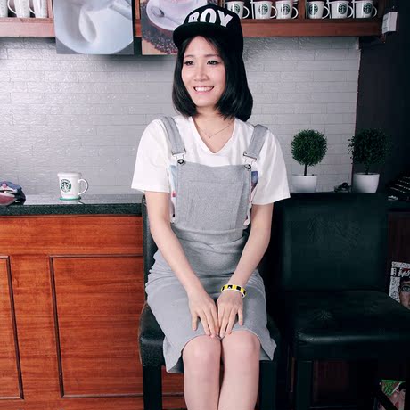 4夏季新款女装 韩版简约热点流行女纯色弹力背带铅笔裙