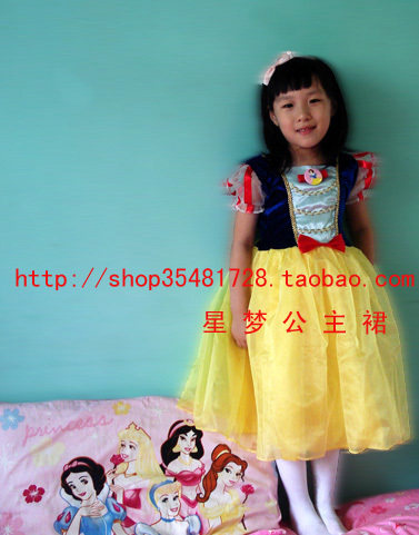 <em>裙子</em>特价款儿童装<em>白雪公主</em>裙演出服装 迪士尼