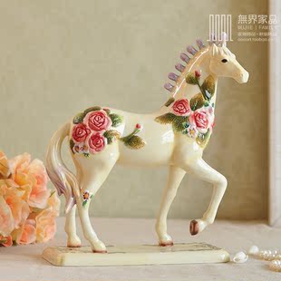  方亚创意家居饰品 高档陶瓷马摆件 新房摆设摆件 招财马 欧式摆件