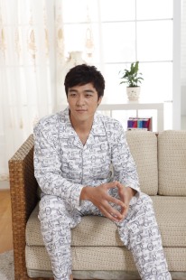 我想求购一款<em>男士睡衣</em> <em>身高</em>178 体重126–淘宝