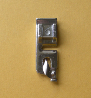 家用电动多功能缝纫机配件 压脚/卷边压脚|msdalam kategori kehidupan elektrik, peralatan rumah dan aksesori, Bahagian Mesin jahit - dari Buy2taobao.com untuk memberikan perkhidmatan ejen Taobao profesional membeli